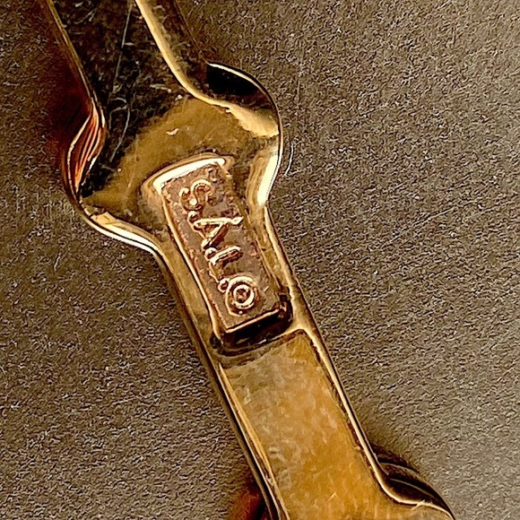 Swarovski S.A.L bar gold tone pin with green and white crystals - Picture 15 of 15